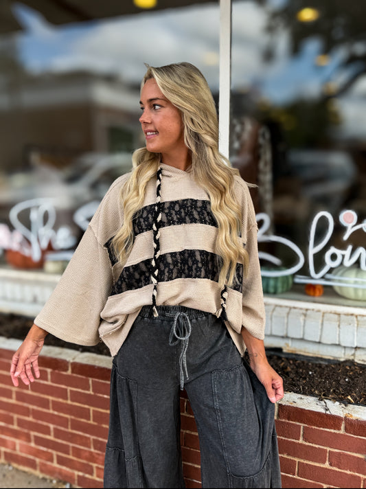 Taupe/Black Top