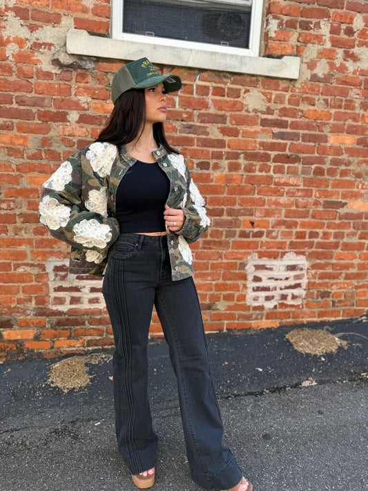 Happi Black Denim