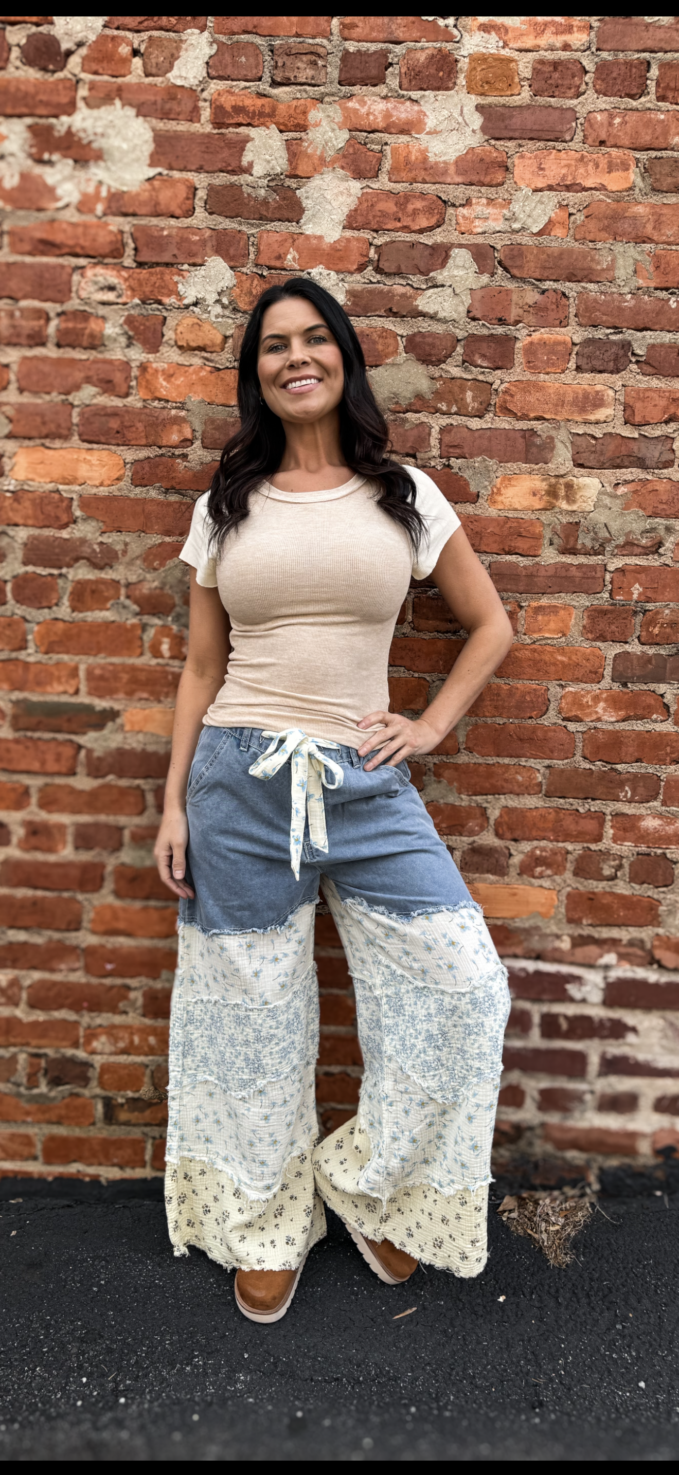 Almond/Cream Fitted Top