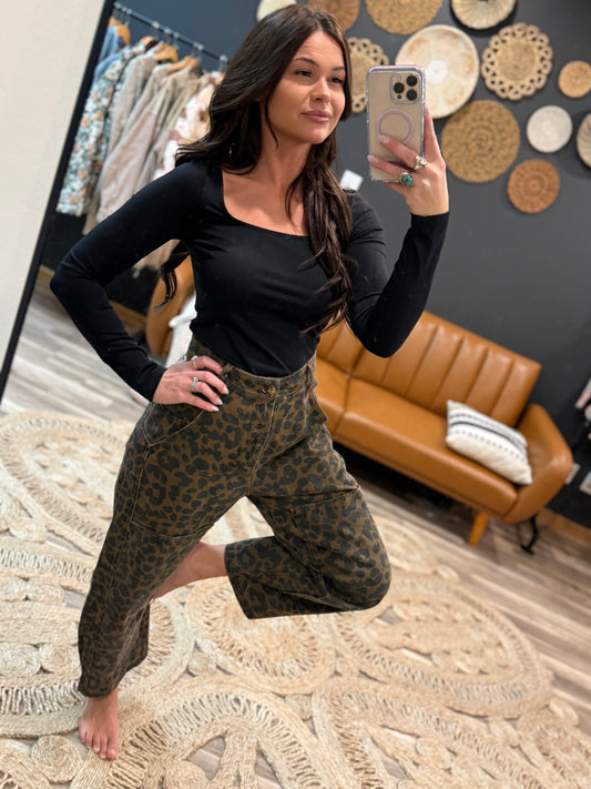 Mocha Leopard Barrel Pants