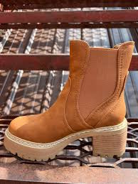 MIA Torren Boots
