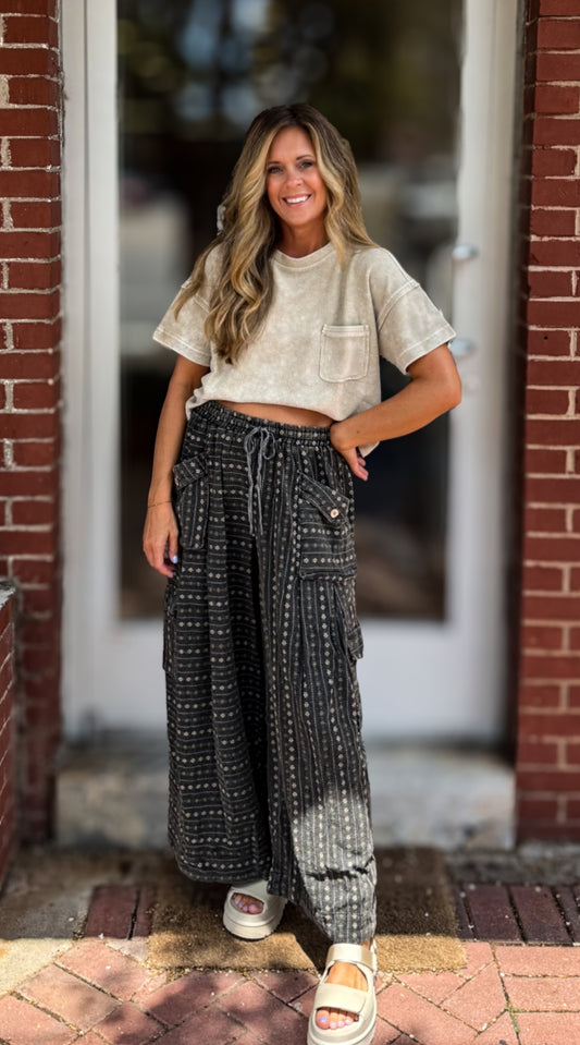 Blk Flower Wide Leg Pants