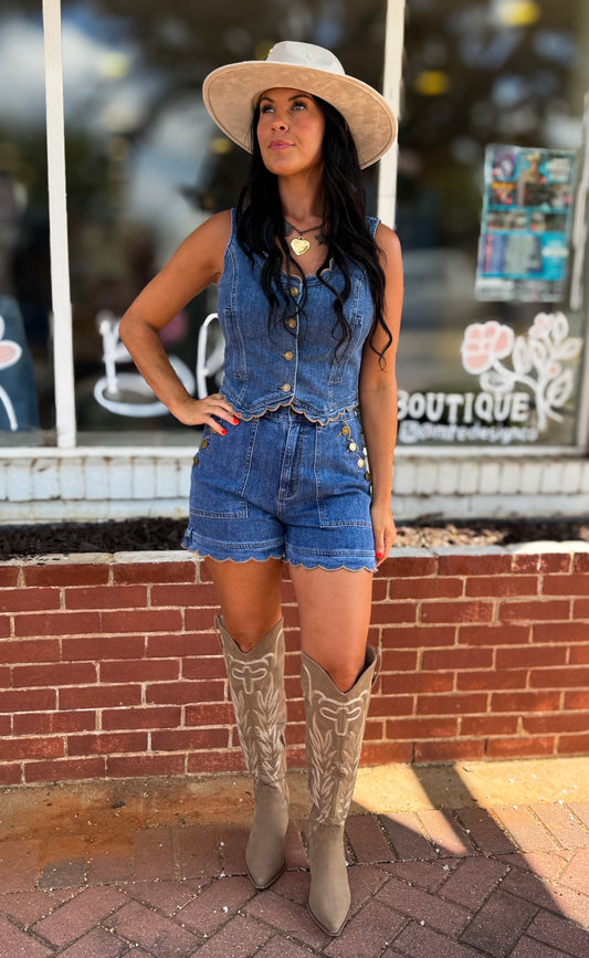 Scallop Denim Shorts
